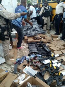 Discoveries of a new shipment of arms and ammunition in Saint Marc